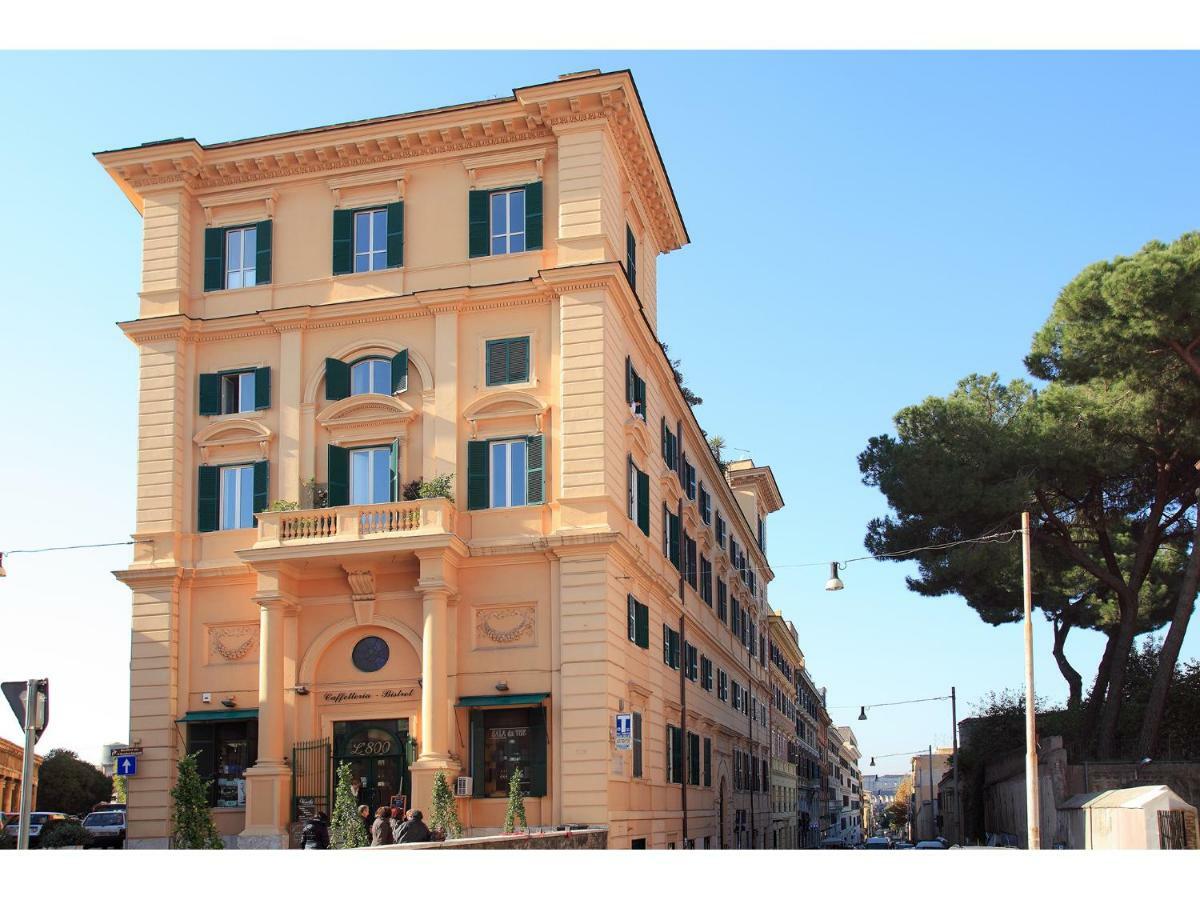 Appartamento D'Epoca Colosseo Art Gallery Roma Eksteriør bilde